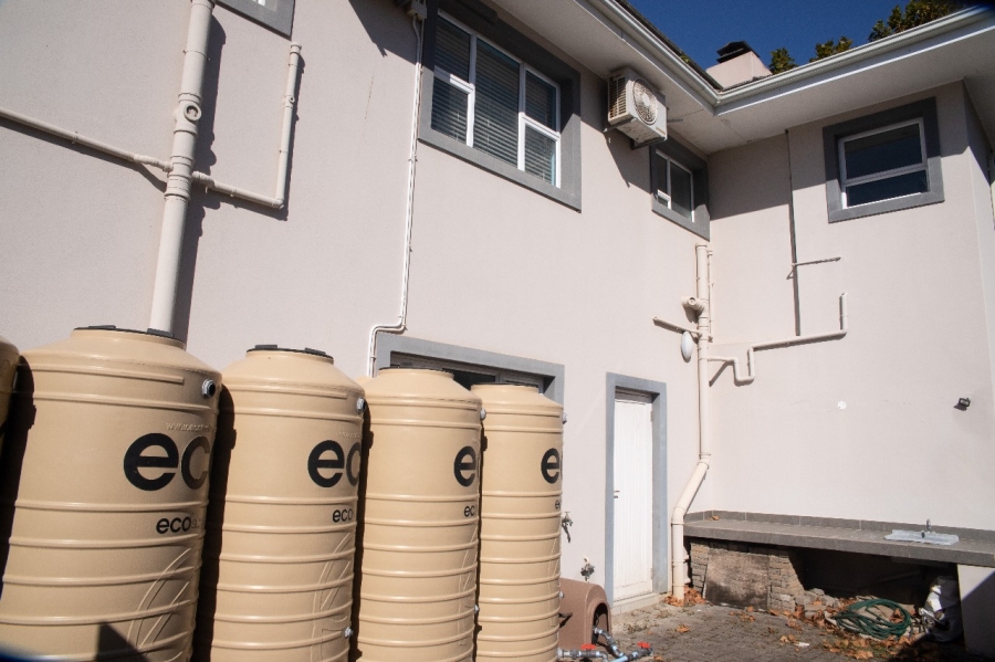 5 Bedroom Property for Sale in Beacon Bay Eastern Cape